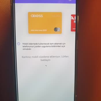 Uygun Olmayan Ekran Koruyucu Ve Müşteri Suçlaması