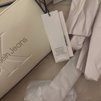 Calvin Klein Çanta Orijinalliği Hakkında Şüphe