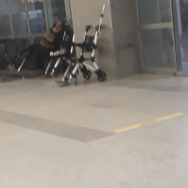 Hastane Otoparkı Ve Acil Servis Sorunları