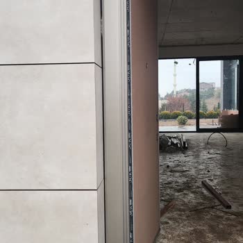 6 Aydır Teslim Edilmeyen Kapı Ve İletişim Sorunu
