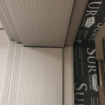 6 Aydır Teslim Edilmeyen Kapı Ve İletişim Sorunu