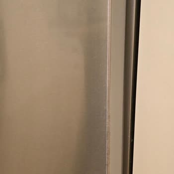 Bosch Buzdolabı Kapak Boyası Sorunu Ve Garanti Çıkmazı