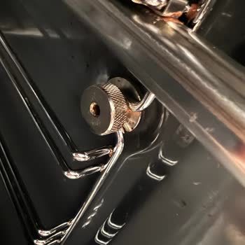 Paslanan Fırın Parçaları Ve Uzun Bekleyiş