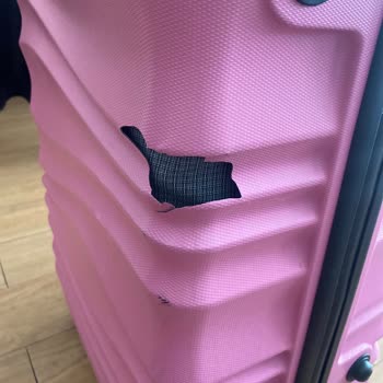 Valizim Kırıldı, Mağduriyetim Giderilmedi!