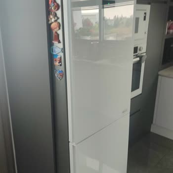 Beko Buzdolabı Sorunu: Kırık Ayak Ve Çözülmeyen Problemler