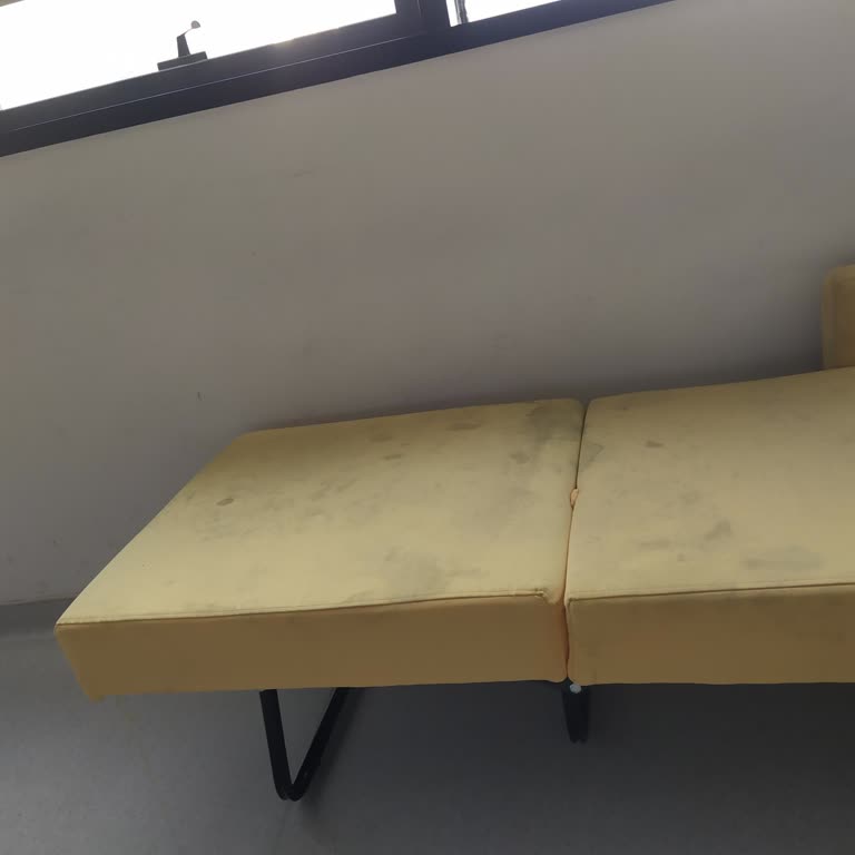 İzmir Bayraklı Şehir Hastanesi'nde İlgisizlik Ve Hijyen Sorunu!