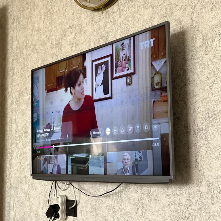 Grundig TV'de Kendiliğinden Oluşan Çizgiler Ve Kalite Sorunu