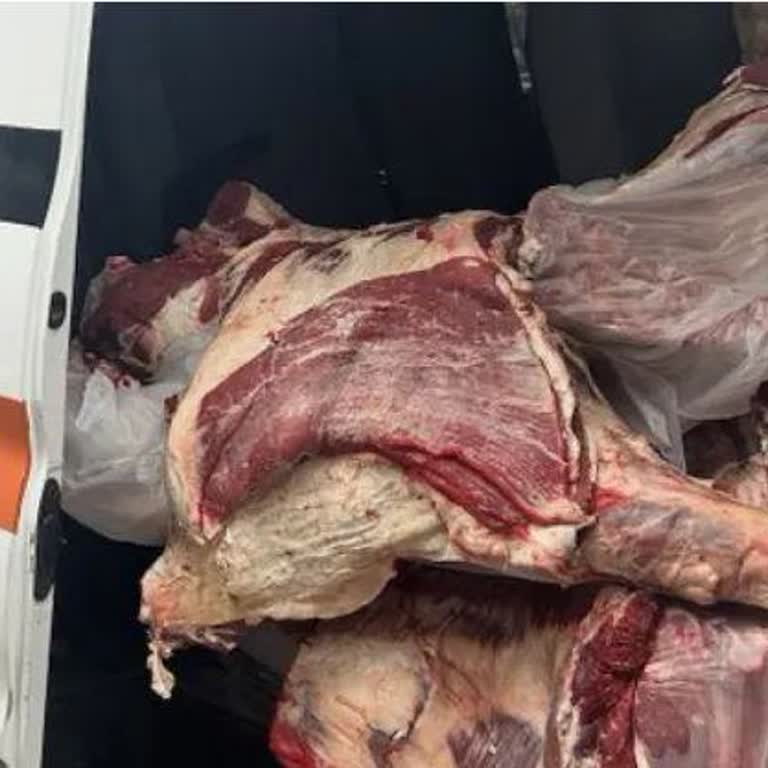 Yunus Market'te Hijyen Sorunu Ve Et Taşıma Endişesi