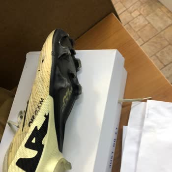 Kısa Sürede Hasar Gören Ayakkabı Ve Yetersiz Müşteri Hizmeti