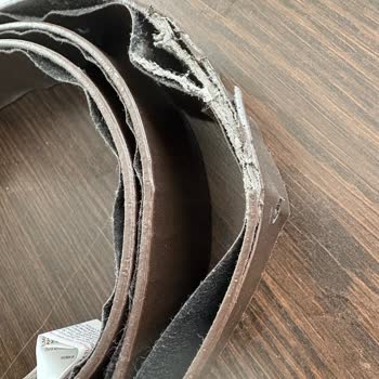 Кожаные ремни Koton быстро изнашиваются