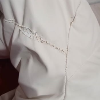 Куртка Koton: облезание кожи и безразличие службы поддержки