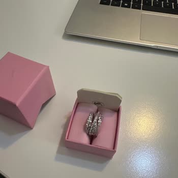 Swarovski Yüzük Değişim Sürecinde Hayal Kırıklığı