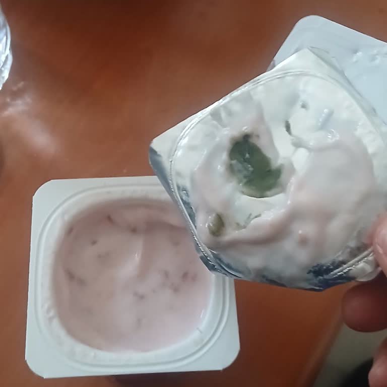 Küflü Yoğurt Skandalı