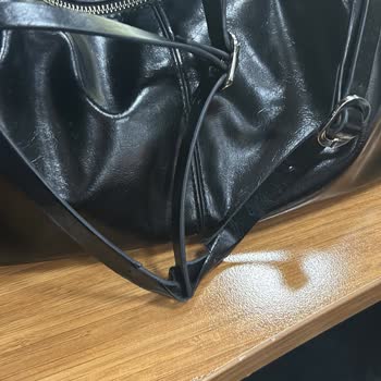 Zara'dan Alınan Çantada Kalite Ve İşçilik Sorunları