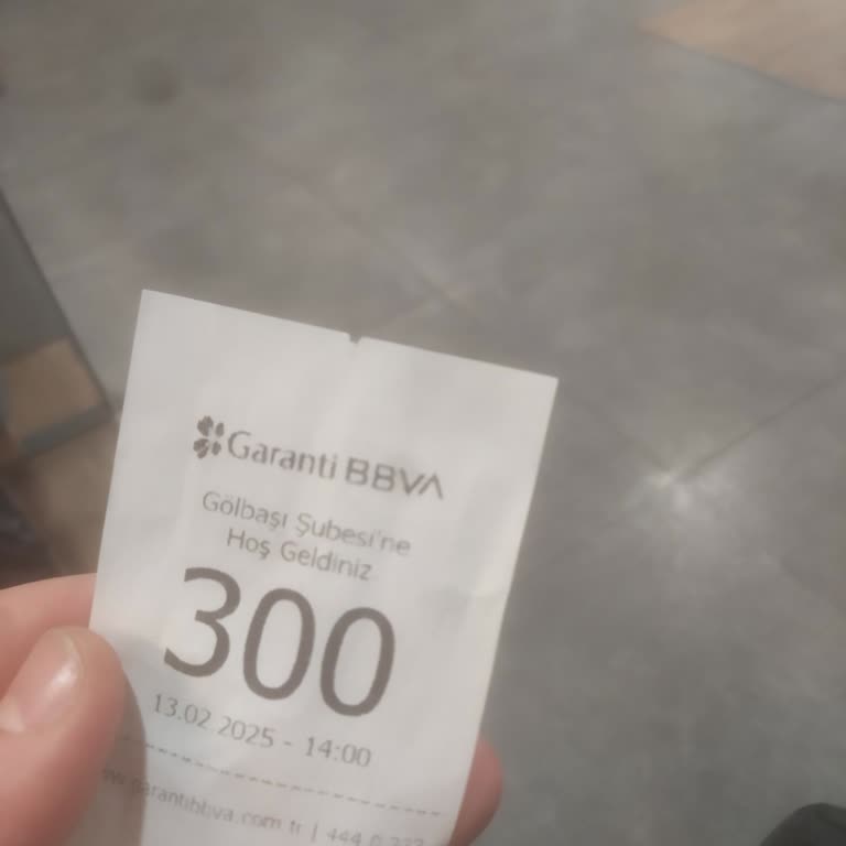 Garanti BBVA'da Sıra Karmaşası Ve Müşteri Memnuniyetsizliği