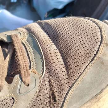 Skechers Ayakkabılarında Beklenmedik Yırtılma Ve İlgisiz İnceleme