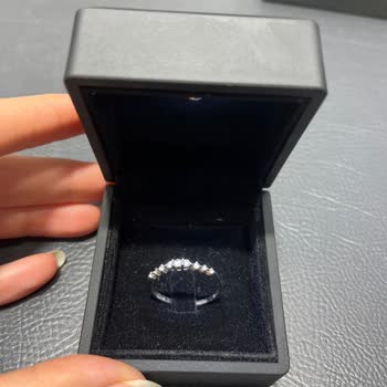 Atasay'dan Aldığımız Yüzük Sürekli Taşlarını Döktü Ve Hayal Kırıklığı Yarattı