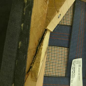 İstikbal Yemek Masası Sandalyesi Çürük Çıktı