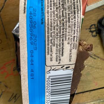 Karamelli Nesfit Bar İçinden Çıkan İstenmeyen Misafir