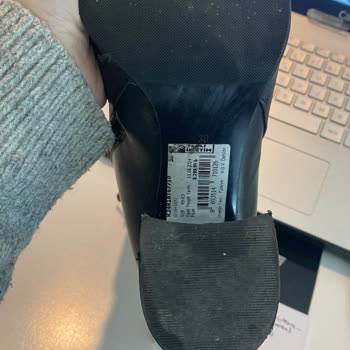 Tergan Deri Ayakkabı Fiyaskosu: İki Sol Ayak!