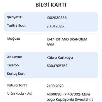 Rengi Solan Sweatshirt Ve Mağazanın İlgisizliği