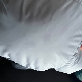 Aldığım Mont Kötü Koku Ve Su Geçirme Sorunu Yaşıyor