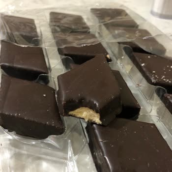 Paket İçerisinden Isırılmış Ürün Çıkması