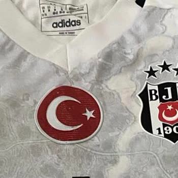 Kartal Yuvası'ndan Aldığım Forma Hayal Kırıklığına Uğrattı