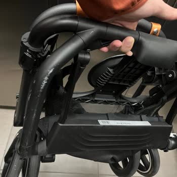 Pegasus İle Uçuşta Bebek Arabası Hasarı Ve Kayıp Minder