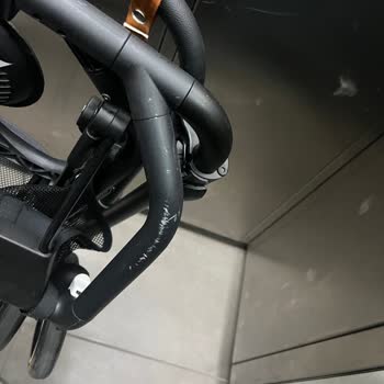 Pegasus İle Uçuşta Bebek Arabası Hasarı Ve Kayıp Minder