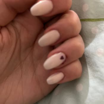 Natural Nail House Kötü Tırnak Hizmeti Ve Müşteri Memnuniyetsizliği