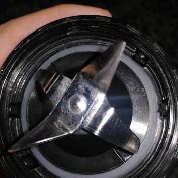 Paslanan Blender Bıçağı Sağlık Riski Taşıyor