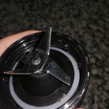 Paslanan Blender Bıçağı Sağlık Riski Taşıyor