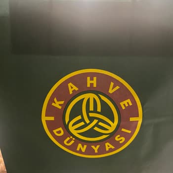 Kahve Dünyası'nda Hijyen Sorunu: Çikolatadan Kıl Çıkması