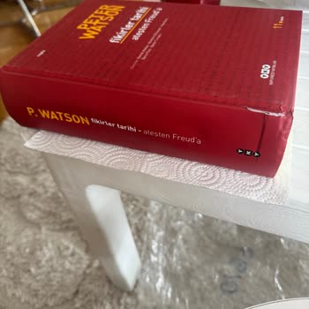 Hasarlı Kitap Teslimatı Ve Uzun Kargolama Süresi
