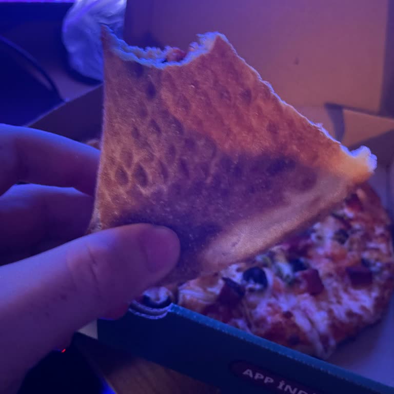 GetirYemek Yanmış Pizza Ve Hayal Kırıklığı