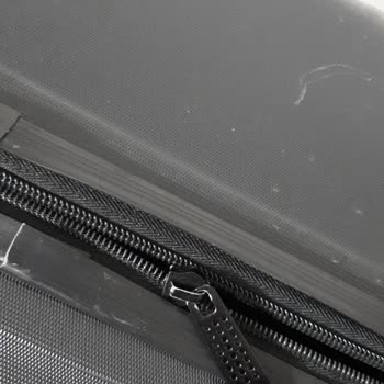 Umre Dönüşü Hasarlı Bagaj Ve THY İlgisizliği