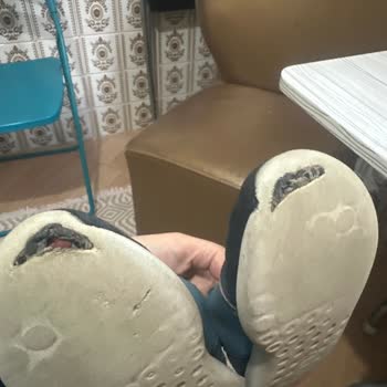 Kalitesiz Ayakkabı Ve İade Sorunu