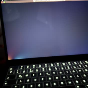 Macbook Air Ekran Sorunu Ve Garanti Hayal Kırıklığı