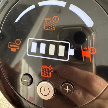 Arçelik Dikey Süpürge Kendi Kendine Kapanıyor