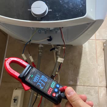 Yüksek Voltaj Cihazlara Zarar Veriyor