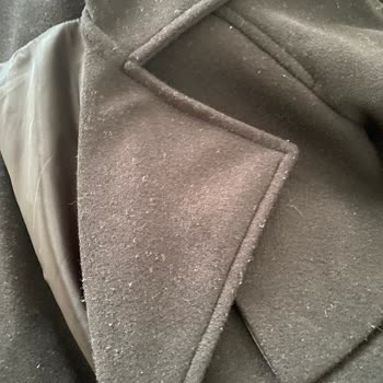 Kaşe Kaban Tüylenme Sorunu Ve Çözüm Eksikliği