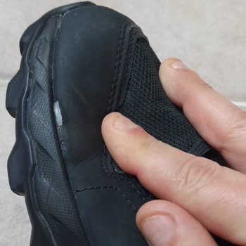 Adidas Mağazasından Aldığım Ayakkabının Kalitesizliği Ve Müşteri Hizmetleri Sorunu