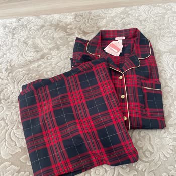 Suwen'de Etiket Krizi Ve İddialar