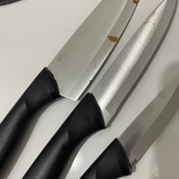 Paslanmaz Çelik Bıçakların Paslanma Sorunu Ve Yetersiz Müşteri Hizmeti