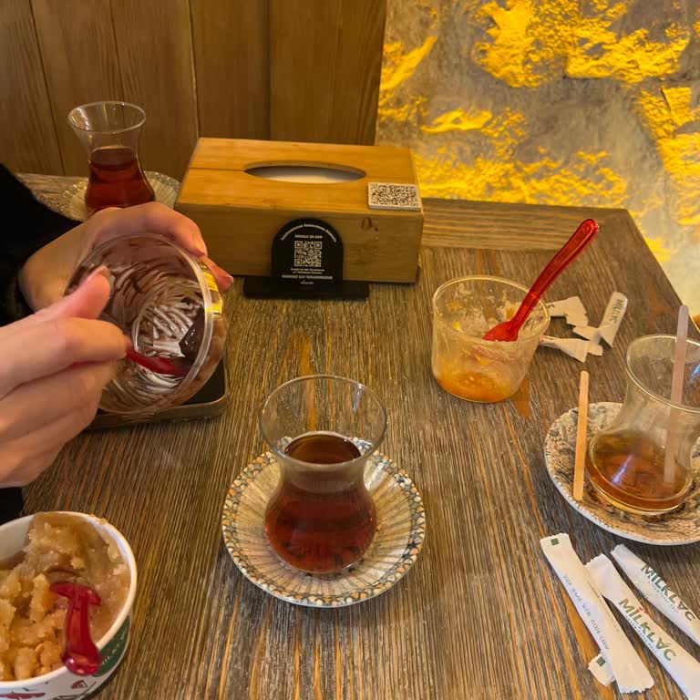 Milklaç Urla'da Bayat Çay Deneyimi