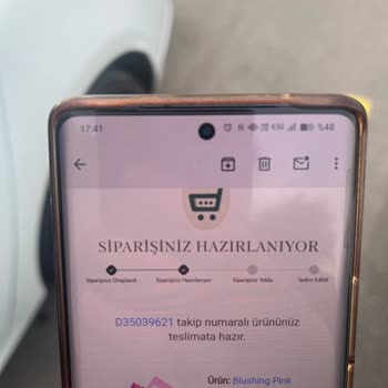 Sevgililer Günü Çiçek Siparişi Kabusu
