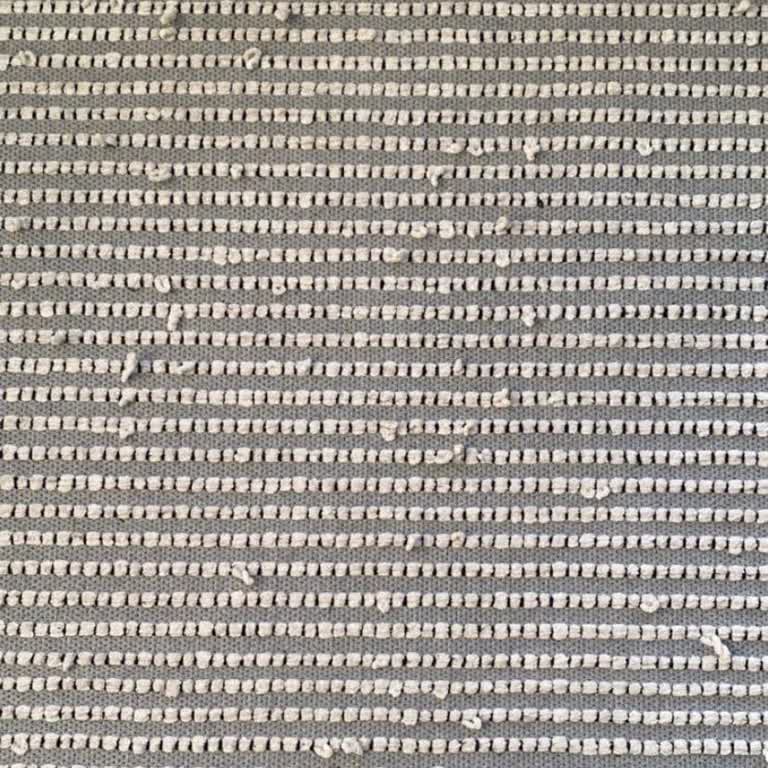 Kusurlu Halı Ve İlgisiz Fabrika