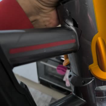 Dyson Elektrik Süpürgesi Hayal Kırıklığı