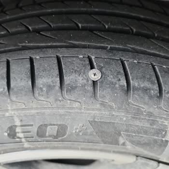 İkame Araçta Lastik Sorunu Ve Müşteri Hizmetleri Eksikliği